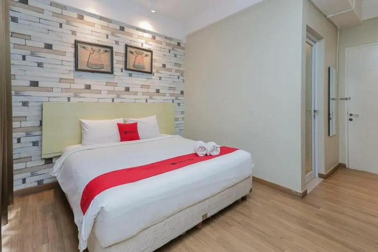 Reddoorz Plus At Riverside Malang Luaran gambar